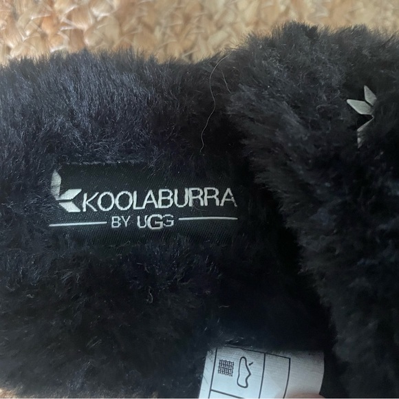 Koolaburra by UGG - Black faux fur slippers. Size 7 - Picture 3 of 6